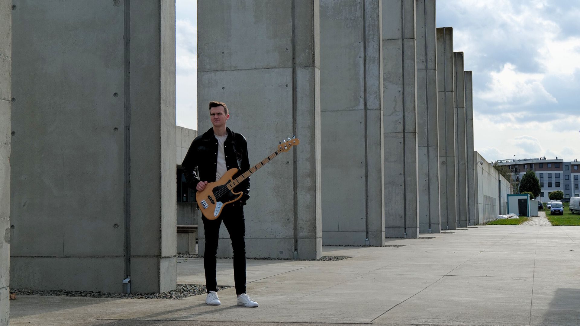 Read more about the article Jak przebiega współpraca nad produkcją piosenki?